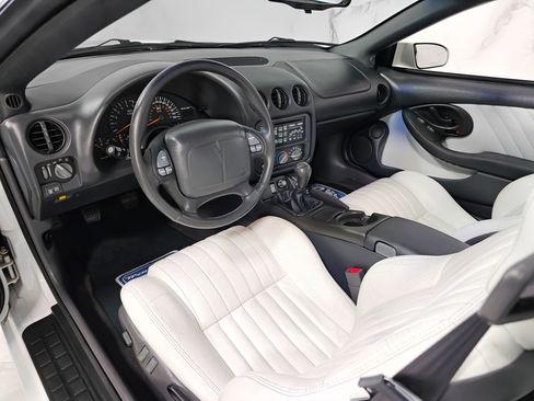 Used 1999 Pontiac Firebird Formula image 31