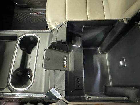 Certified 2025 Chevrolet Silverado 2500 LTZ w/ LTZ Premium Package image 35