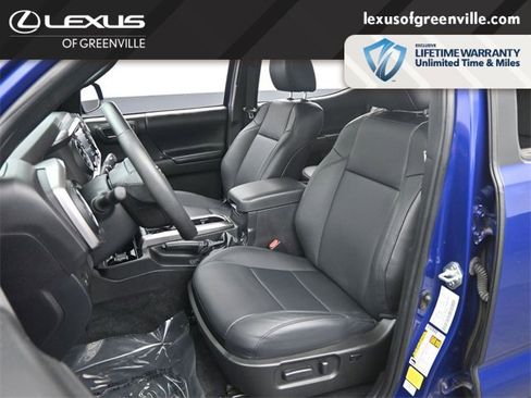 Used 2023 Toyota Tacoma Limited image 25