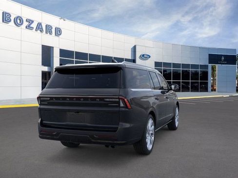 New 2025 Lincoln Navigator L Black Label image 8