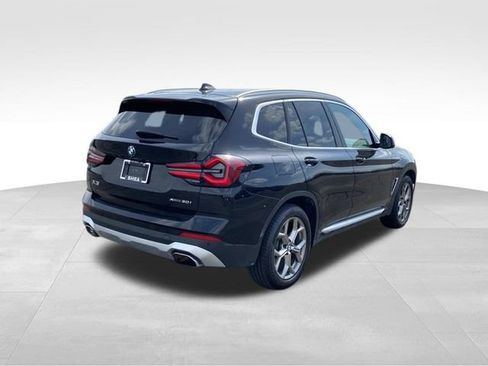 Used 2024 BMW X3 xDrive30i AWD/4WD image 3
