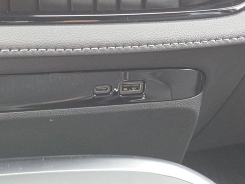 New 2026 Buick Enclave Preferred w/ Power Package image 8