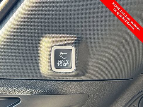 New 2025 Jeep Grand Cherokee Limited image 27