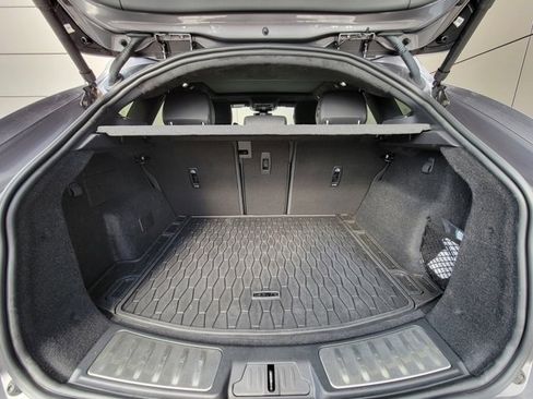 Used 2024 Jaguar E-PACE R-Dynamic SE image 6