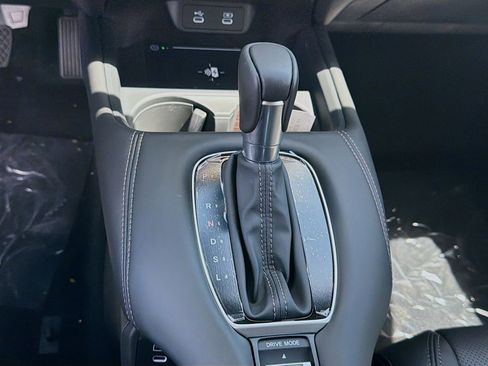 New 2027 Honda HR-V EX-L image 16