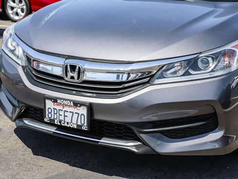 Used 2017 Honda Accord LX image 18