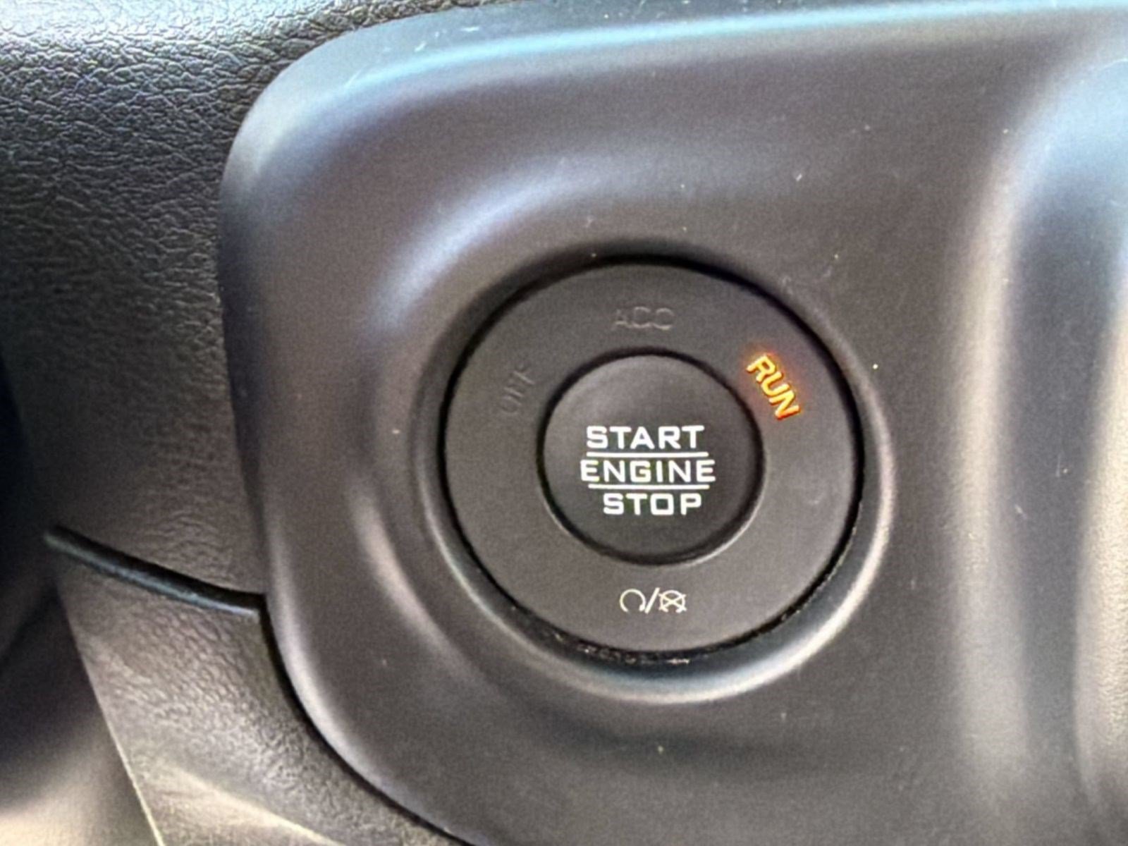 Used 2022 Jeep Wrangler Unlimited Sport AWD/4WD image 16