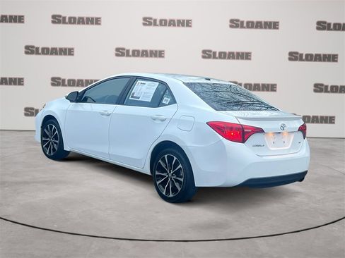 Used 2019 Toyota Corolla SE image 3