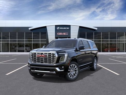 New 2026 GMC Yukon XL Denali w/ Denali Reserve Package AWD/4WD image 8