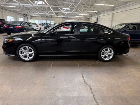 Used 2025 Honda Accord LX image 3