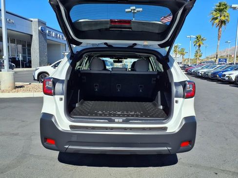 Certified 2025 Subaru Outback Premium w/ Popular Package #1A image 17