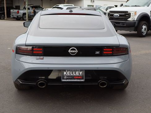 Used 2023 Nissan Z Sport w/ Floor Mat Package image 7