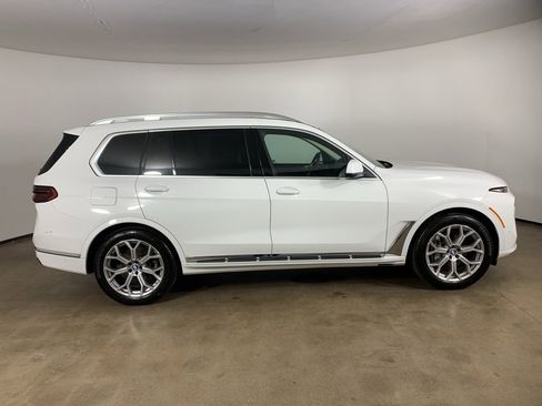Used 2025 BMW X7 xDrive40i AWD/4WD image 7