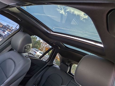 Used 2022 Mercedes-Benz GLC 300 4MATIC image 20