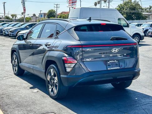 Used 2024 Hyundai Kona SEL FWD image 9