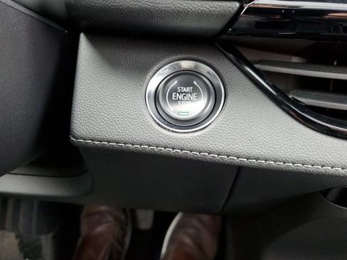 Certified 2025 Buick Enclave Sport Touring w/ Super Cruise Package image 17