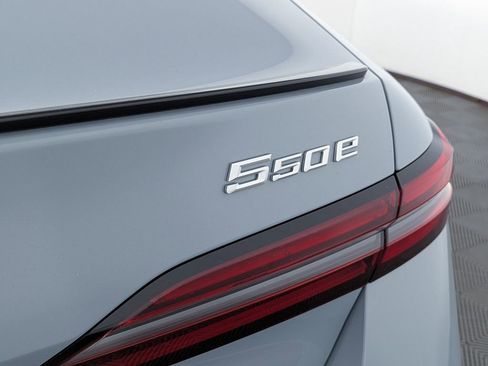 New 2027 BMW 550e xDrive AWD/4WD image 7