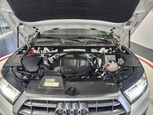 Used 2018 Audi Q5 2.0T Premium Plus w/ Premium Plus Package image 35