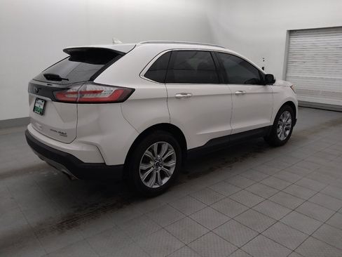 Used 2019 Ford Edge Titanium FWD image 10