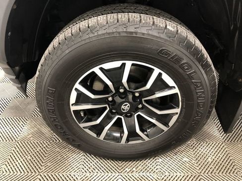 Used 2020 Toyota Tacoma TRD Sport AWD/4WD image 27