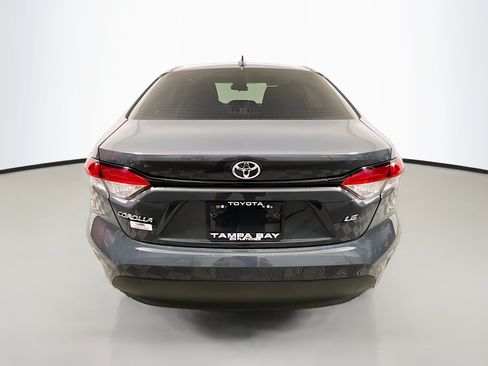 Used 2025 Toyota Corolla LE FWD image 6