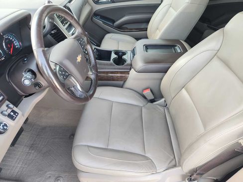Used 2019 Chevrolet Tahoe LT AWD/4WD image 4