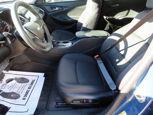 Used 2024 Chevrolet Malibu RS image 36