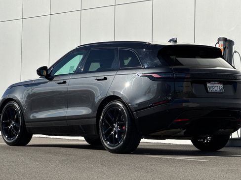 Certified 2025 Land Rover Range Rover Velar Dynamic SE image 3