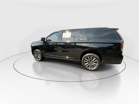 Used 2024 Cadillac Escalade ESV Sport Platinum AWD/4WD image 6