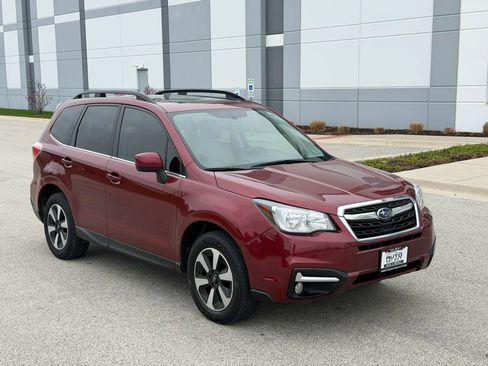 Used 2017 Subaru Forester 2.5i Limited image 3
