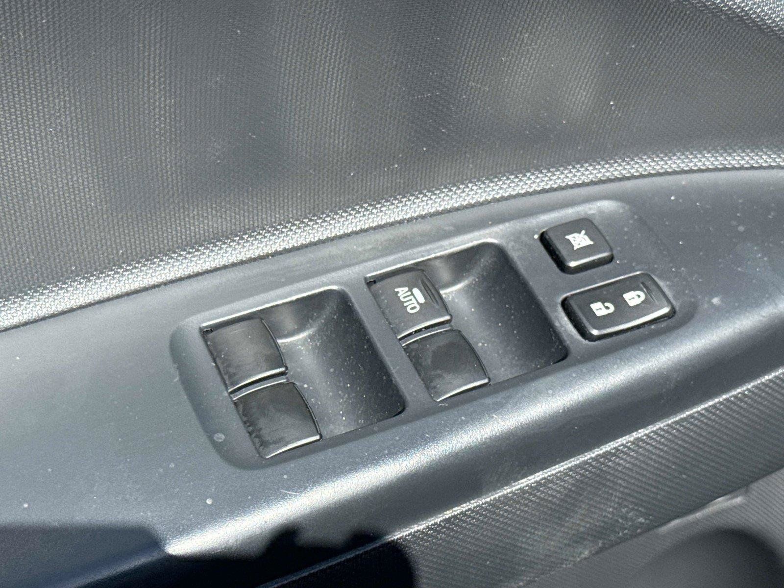 Used 2024 Mitsubishi Mirage ES FWD image 17