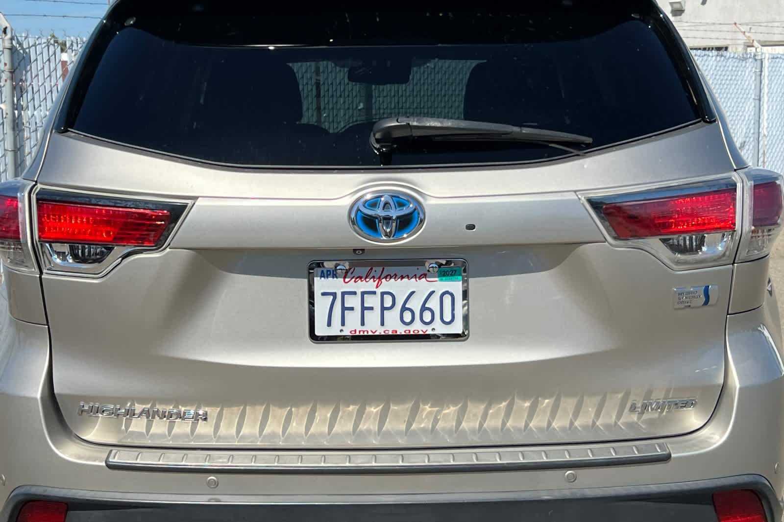 Used 2014 Toyota Highlander Limited Platinum AWD/4WD image 22