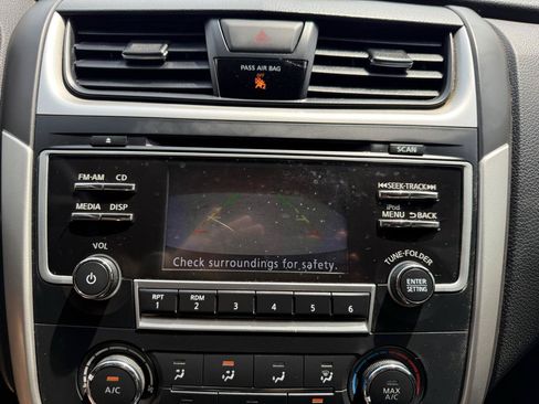 Used 2018 Nissan Altima 2.5 S w/ S Convenience Package FWD image 11
