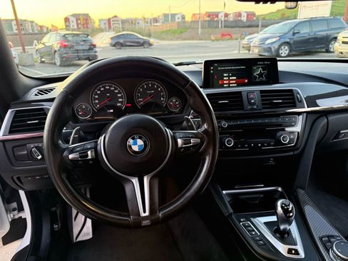 Used 2017 BMW M4 Coupe image 37