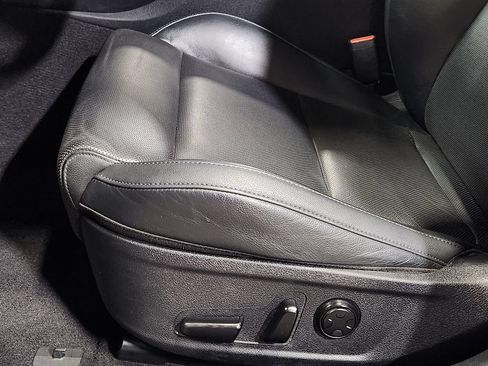 Used 2019 Kia Stinger Premium RWD image 43