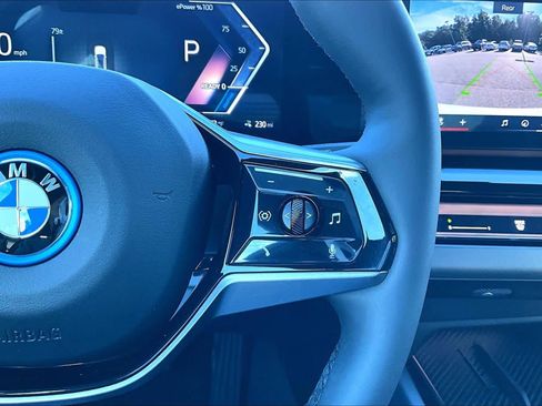 Certified 2024 BMW i5 eDrive40i w/ M Sport Package RWD image 26
