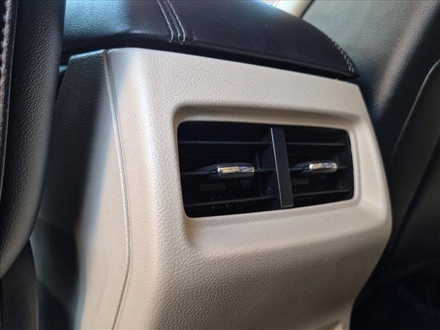Used 2019 Ford Edge Titanium FWD image 25