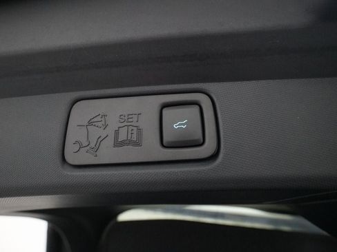 Used 2021 Ford Mustang Mach-E Premium image 15