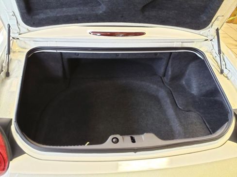 Used 2002 Ford Thunderbird Deluxe image 13