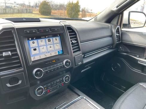 Used 2019 Ford Expedition Limited w/ Equipment Group 301A image 92