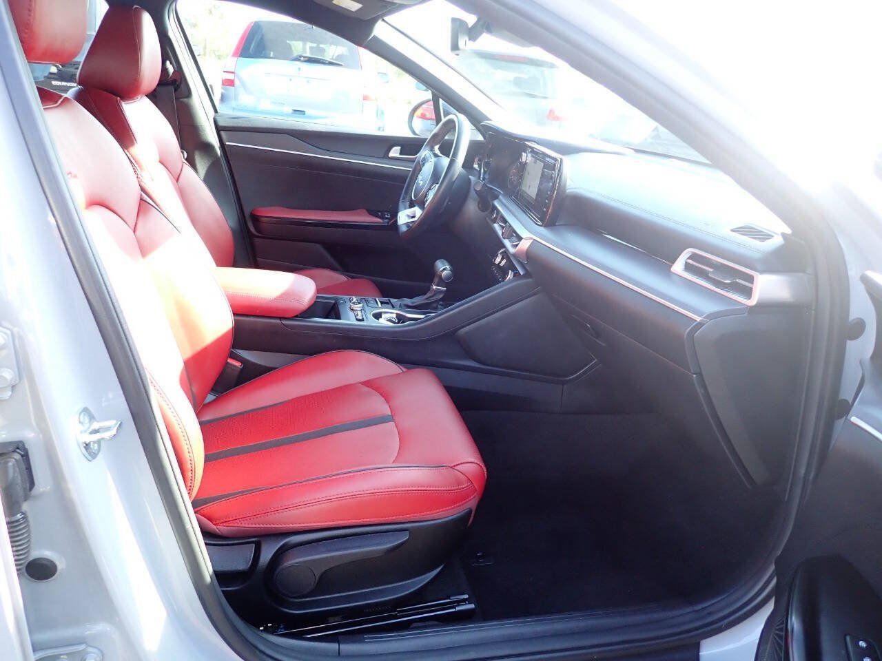 Used 2024 Kia K5 GT-Line w/ GT-Line Premium Package FWD image 12