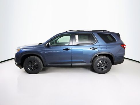 New 2026 Honda Pilot TrailSport image 7
