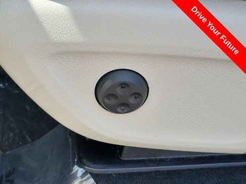 Used 2022 Mercedes-Benz GLS 450 4MATIC image 19
