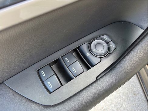 Used 2023 Chevrolet Blazer LT w/ Driver Confidence Package image 22