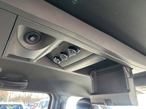 Used 2018 Dodge Grand Caravan GT image 19