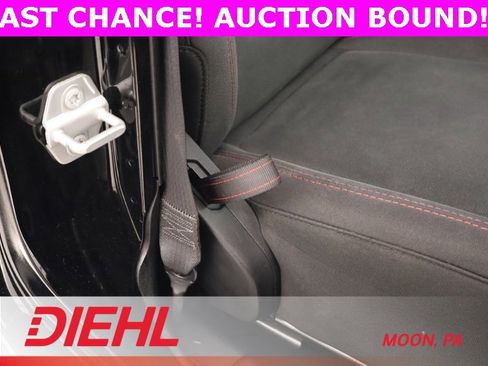 Used 2022 Jeep Wrangler Unlimited Rubicon w/ LED Lighting Group image 33