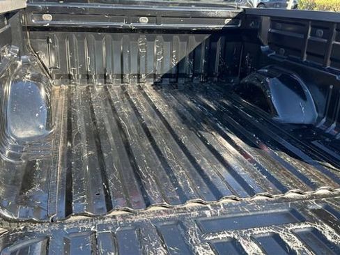 Used 2021 Chevrolet Colorado LT w/ Safety Package image 14