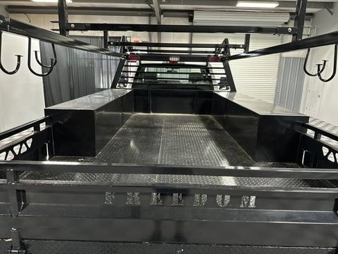 New 2023 Ford F550 4x4 Regular Cab Super Duty image 15