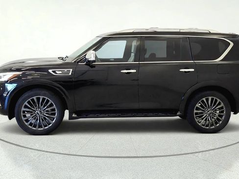 Used 2024 INFINITI QX80 Sensory w/ Cargo Package AWD/4WD image 5