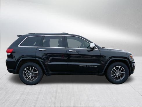 Used 2017 Jeep Grand Cherokee Limited w/ Luxury Group II image 8